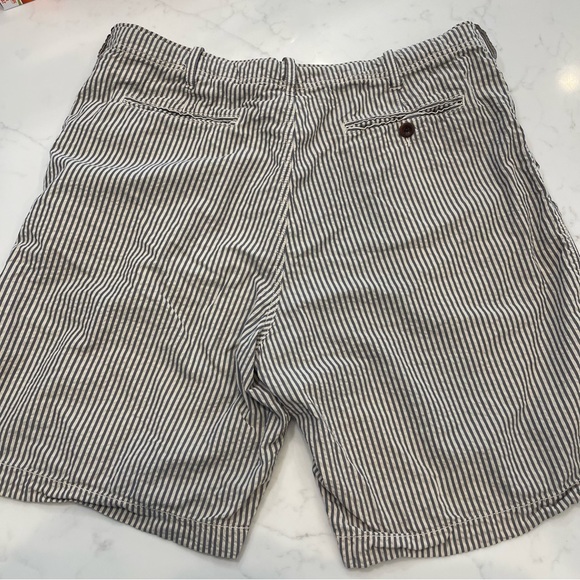 Men’s J.Crew Shorts - Picture 2 of 6